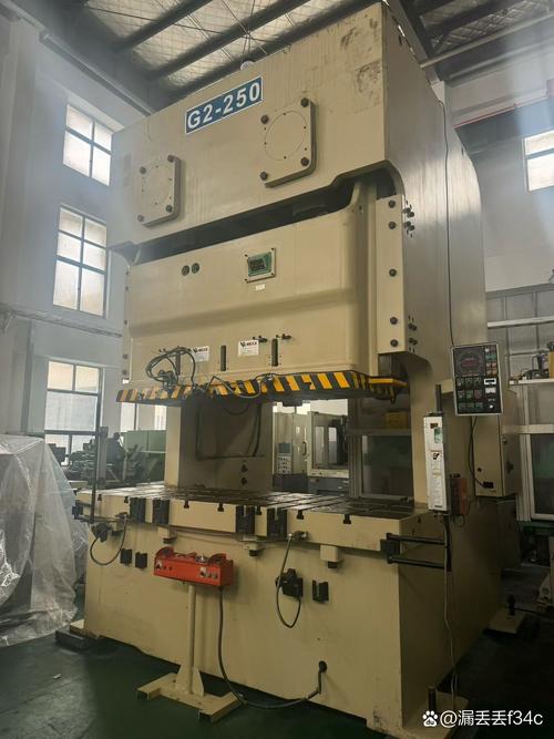 金丰g2-250双轴气动冲床 湿式离合器,行程280,冲次20-35w最大装模高度
